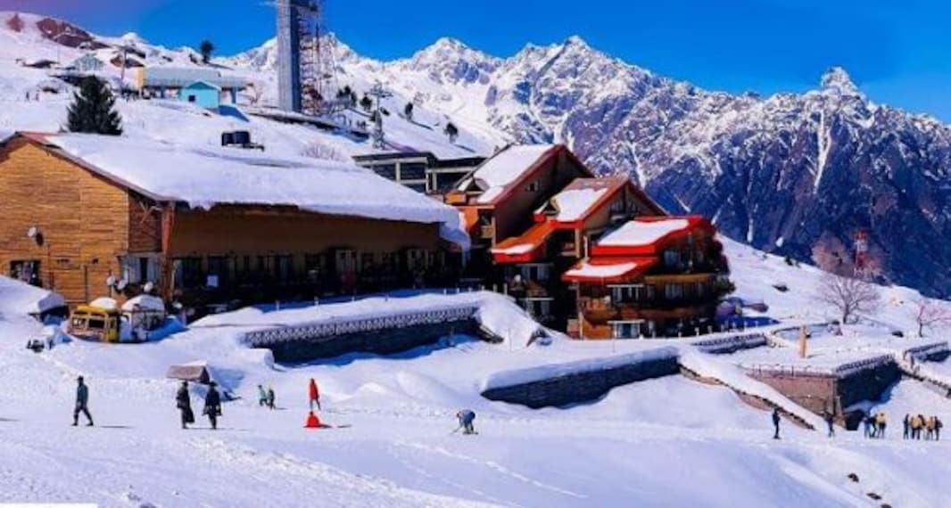 Experience Skiing amidst Snow-Clad Mountains-5